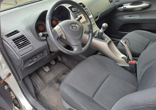 Toyota Auris cena 15500 przebieg: 200176, rok produkcji 2007 z Grudziądz małe 79